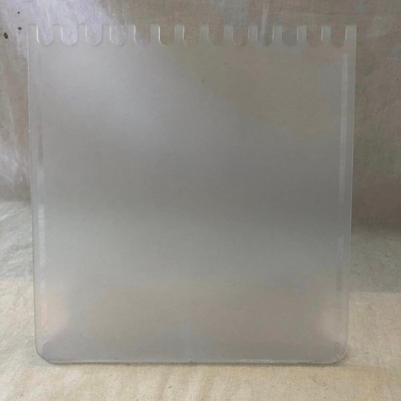 Lot of 7 Acrylic Top Notched Multiple Necklace Display - Picture 5 of 7